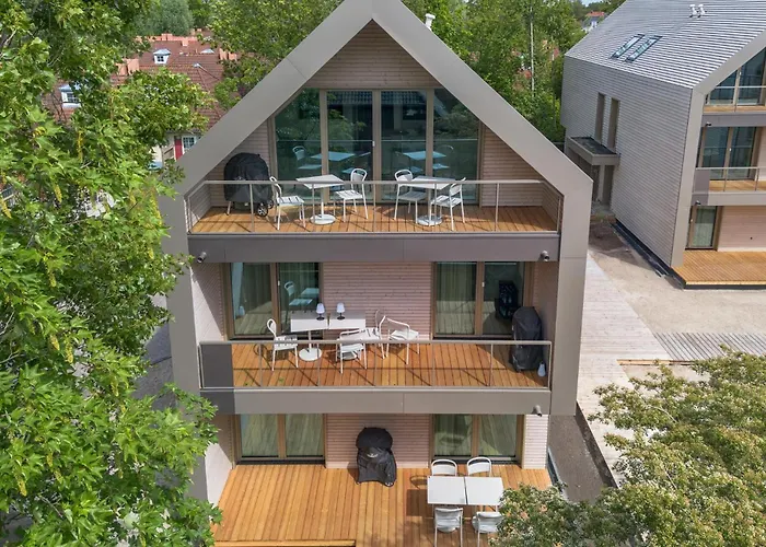 Stunning In Tossens With Wifi